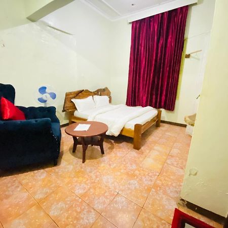 Afro Smile Hotel And Guest House-Джінджа Екстер'єр фото