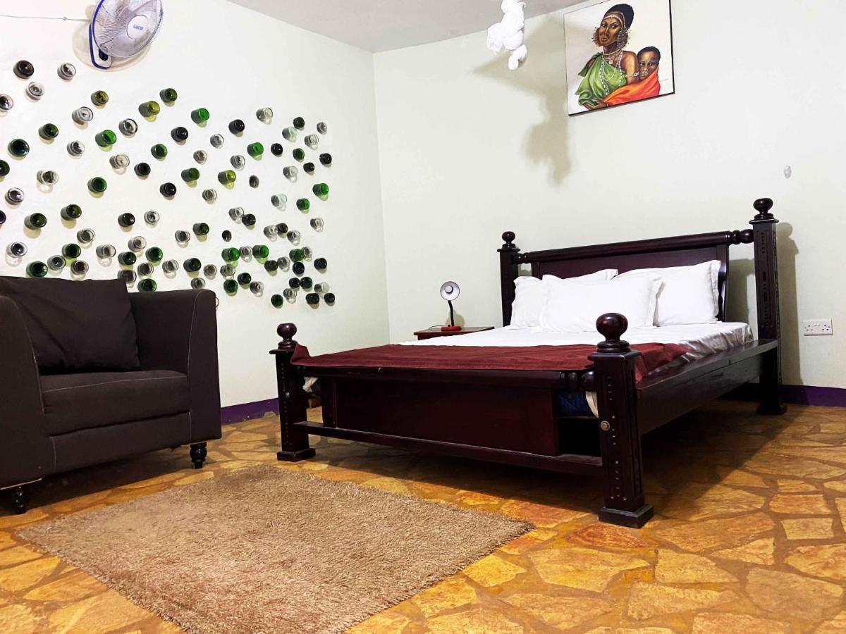 Afro Smile Hotel And Guest House-Джінджа Екстер'єр фото