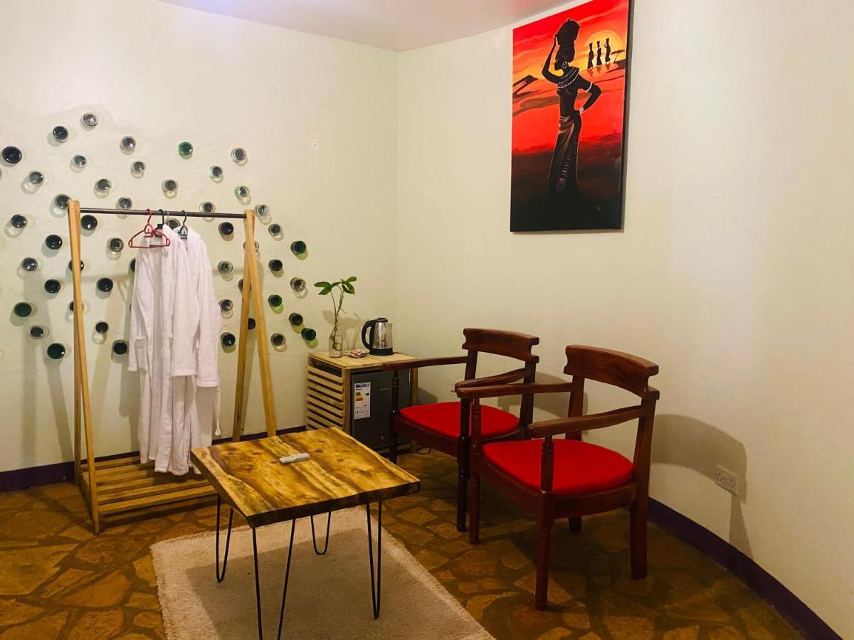 Afro Smile Hotel And Guest House-Джінджа Екстер'єр фото