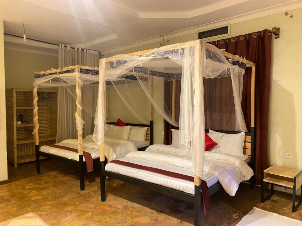 Afro Smile Hotel And Guest House-Джінджа Екстер'єр фото